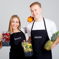 Kampaania: Smuutikohvik Smuhvik otsib smuutimeistreid. Modellid: Enel ja Ranno. Foto: Kertin Vasser.